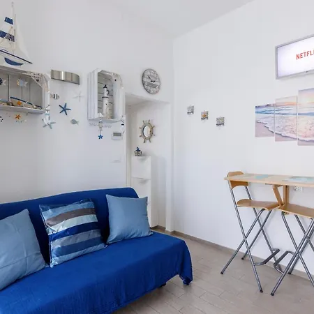 Sissi'S Home Due Passi Dal Mare, Free Wifi Punta Marina Exterior foto